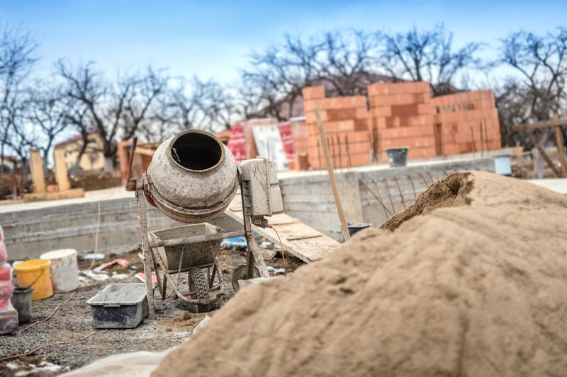 Quelles différences entre béton, mortier et ciment ?