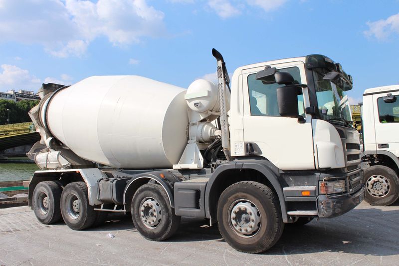 Camion toupie a beton man, vehicules-garages